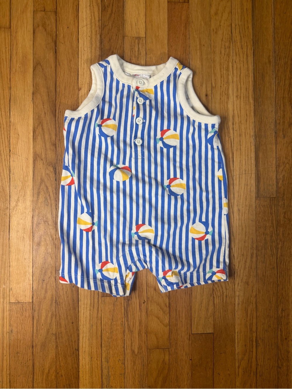 Hanna Andersson 3/6M Beach Ball Romper